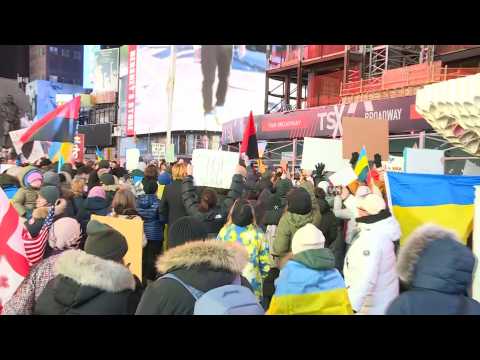New Yorkers rally in support of Ukraine