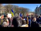 Lille : plusieurs centaines de personnes en soutien à l'Ukraine place de la République
