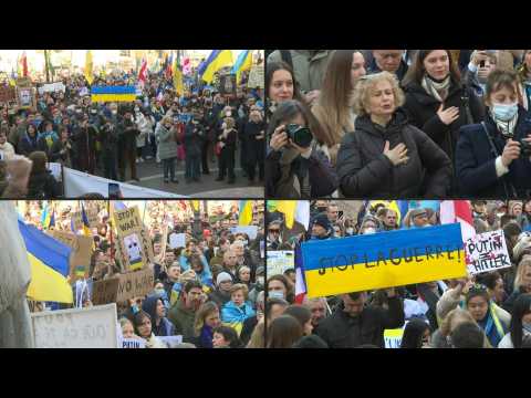 Protesters rally in Paris in support of Ukraine