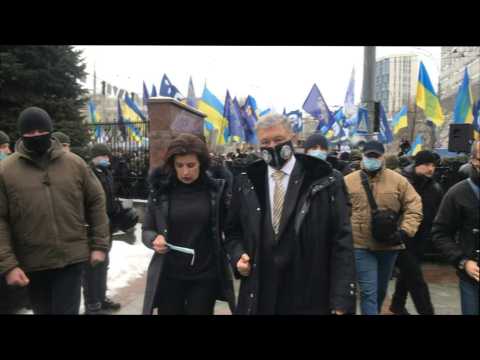 Ex-Ukrainian president Petro Poroshenko arrives at Kyiv court as prosecutors appeal bail decision