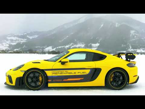 Powered by synthetic fuels - European presentation of the Porsche GT4 RS