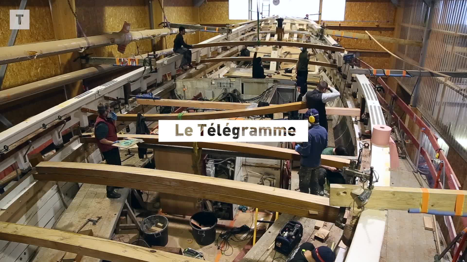 "Construire La Boussole marquera une génération de charpentiers" (Le Télégramme)