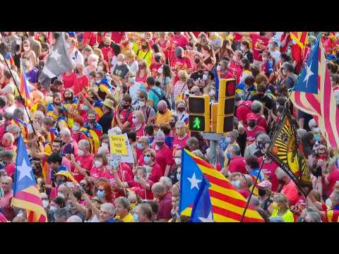 Thousands demonstrate in Barcelona on National Day of Catalonia