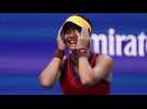 Tennis : Emma Raducanu vit 