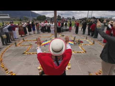 Ecuador celebrates autumnal equinox