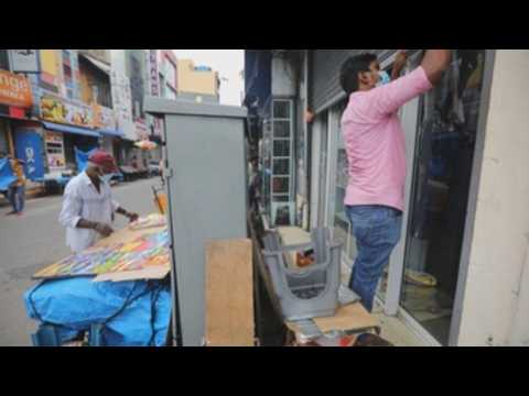 Stores in Sri Lanka reopen after the lifting of restrictions due to the pandemic