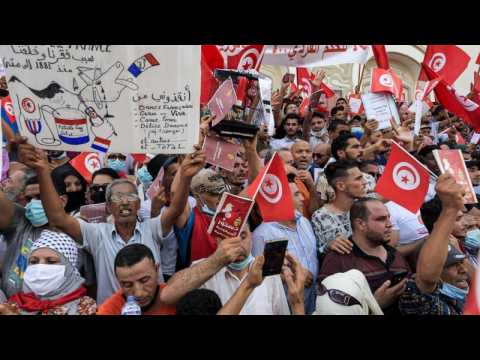 Hundreds rally in Tunis to protest President Saied's 'power grab'