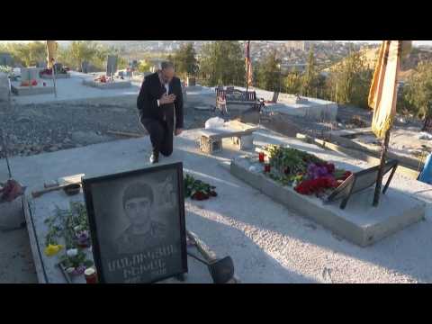 Armenian PM Pashinyan mourns dead on Nagorno-Karabakh war anniversary