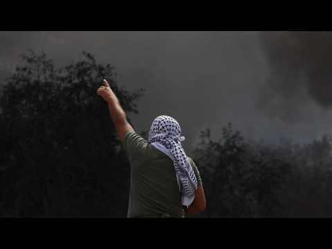 Clashes in the West Bank after protests over settler settlements