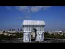 L'Arc de Triomphe empaqueté : le rêve de l'artiste Christo est devenu réalité