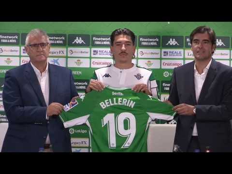 Héctor Bellerín presented as a new Real Betis player