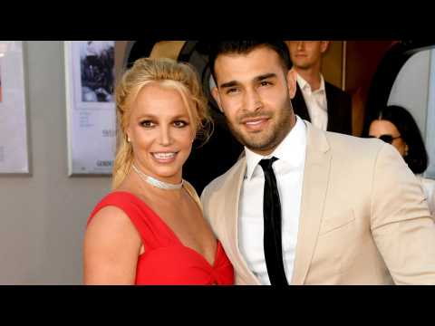 VIDEO : Britney Spears et Sam Ashgari annoncent leurs fiançailles.