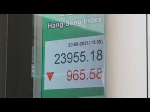 Hong Kong stocks drop 3.5% before closing