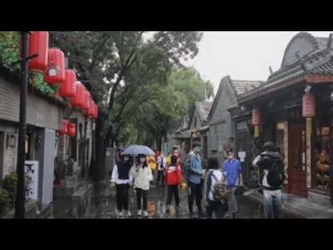 Tourists enjoy Mid-Autumn Festival holidays in China