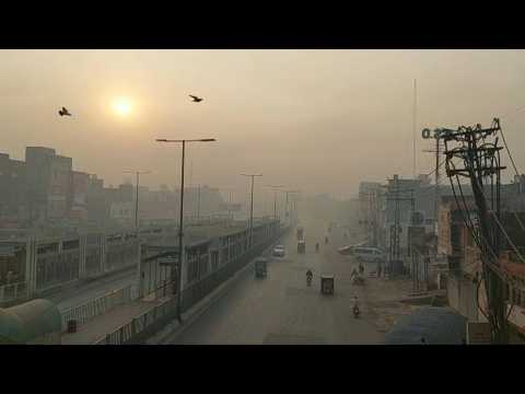 Pakistan's Lahore engulfed in thick smog
