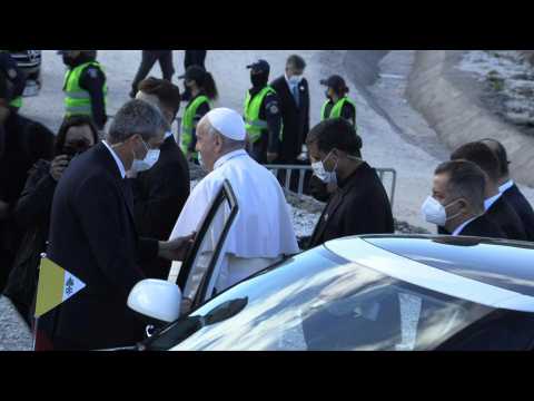 Pope Francis arrives visits migrant camp on Lesbos island