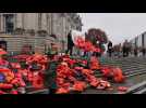 Allemagne: des gilets de sauvetage devant le Reichstag pour interpeller le nouveau gouvernement