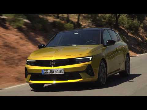 The new Opel Astra Driving video