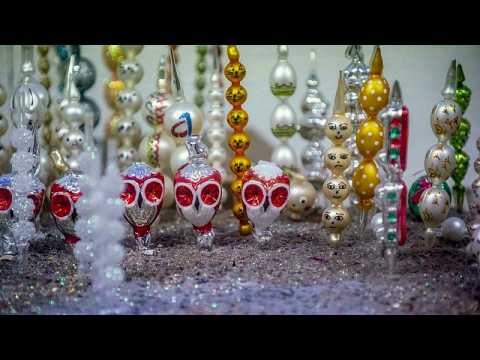Espionage, love affairs and UNESCO: The real story behind the Czech Christmas glass beads