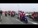 Défilé de pères Noël à moto à Calais