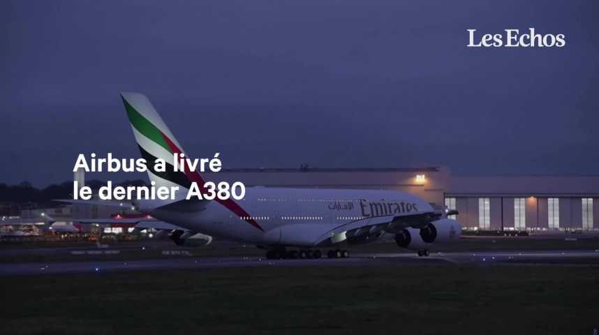 Illustration pour la vidéo Le dernier A380 de l'histoire dessine un cœur dans le ciel