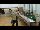 Polls open for Bulgarian presidential election run-off
