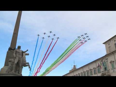 Air force acrobatics teams fly over Rome after Franco-Italian Quirinal treaty signed