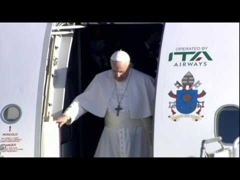 Pope Francis arrives in Cyprus