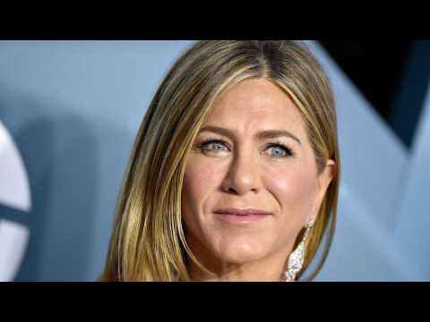 VIDEO : Jennifer Aniston profondment blesse par les rumeurs de grossesse