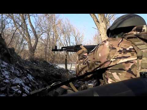 Ukrainian forces battle Russian troops near Kyiv