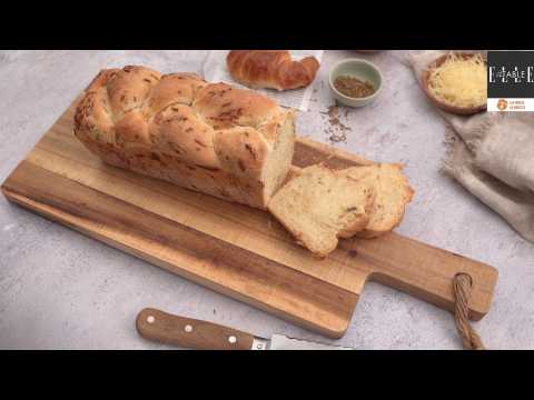 VIDEO : Brioche au gruyre et au cumin