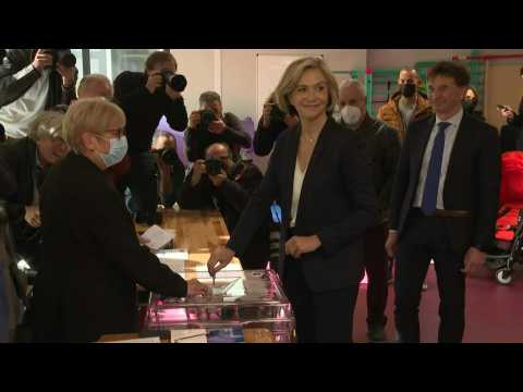 Republican candidate Pécresse votes in French presidential election