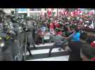 Peru: Hundreds of anti-government protesters clash with police