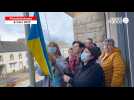 VIDÉO. Le drapeau ukrainien hissé à la mairie de Ploudalmézeau