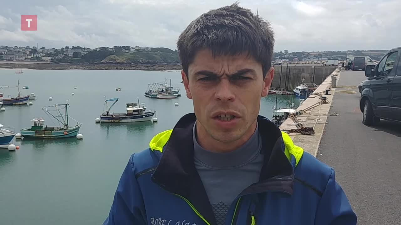 Le patron-pêcheur d'Erquy a sauvé 27 migrants perdus en Manche  (Le Télégramme)