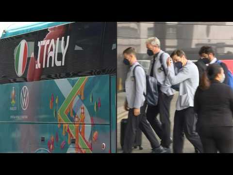 Euro 2020: Italy arrive at hotel in London ahead of semi-final