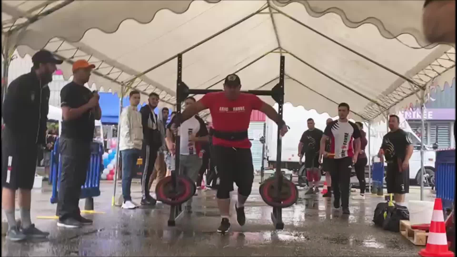 Saint-Bonnet-de-Mure. Bras de fer : démonstration de force au Phénix club  musculation