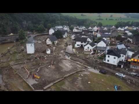 Drone footage from the destruction in Schuld