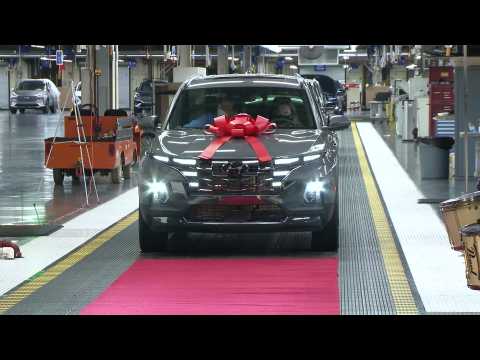 Hyundai Motor Manufacturing Alabama Celebrates Launch of All-New 2022 Santa Cruz