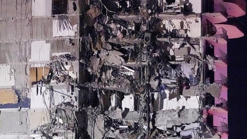 Etats-Unis : au moins un mort dans l'effondrement d'un immeuble près de Miami (Euronews FR)