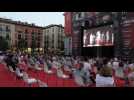 Spanish Royal Theater broadcasts opera "Tosca" outdoors on two screens
