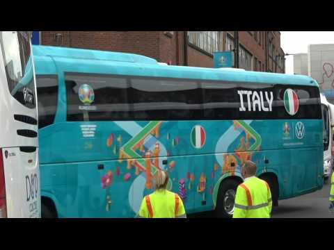 Euro 2020: Italy's team bus arrives at Wembley Stadium