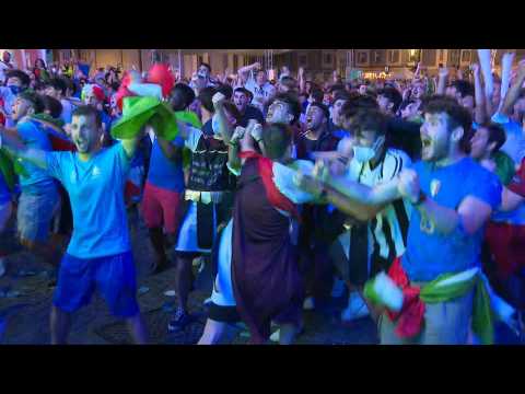 Euro 2020: Fans in Rome celebrate equaliser against England