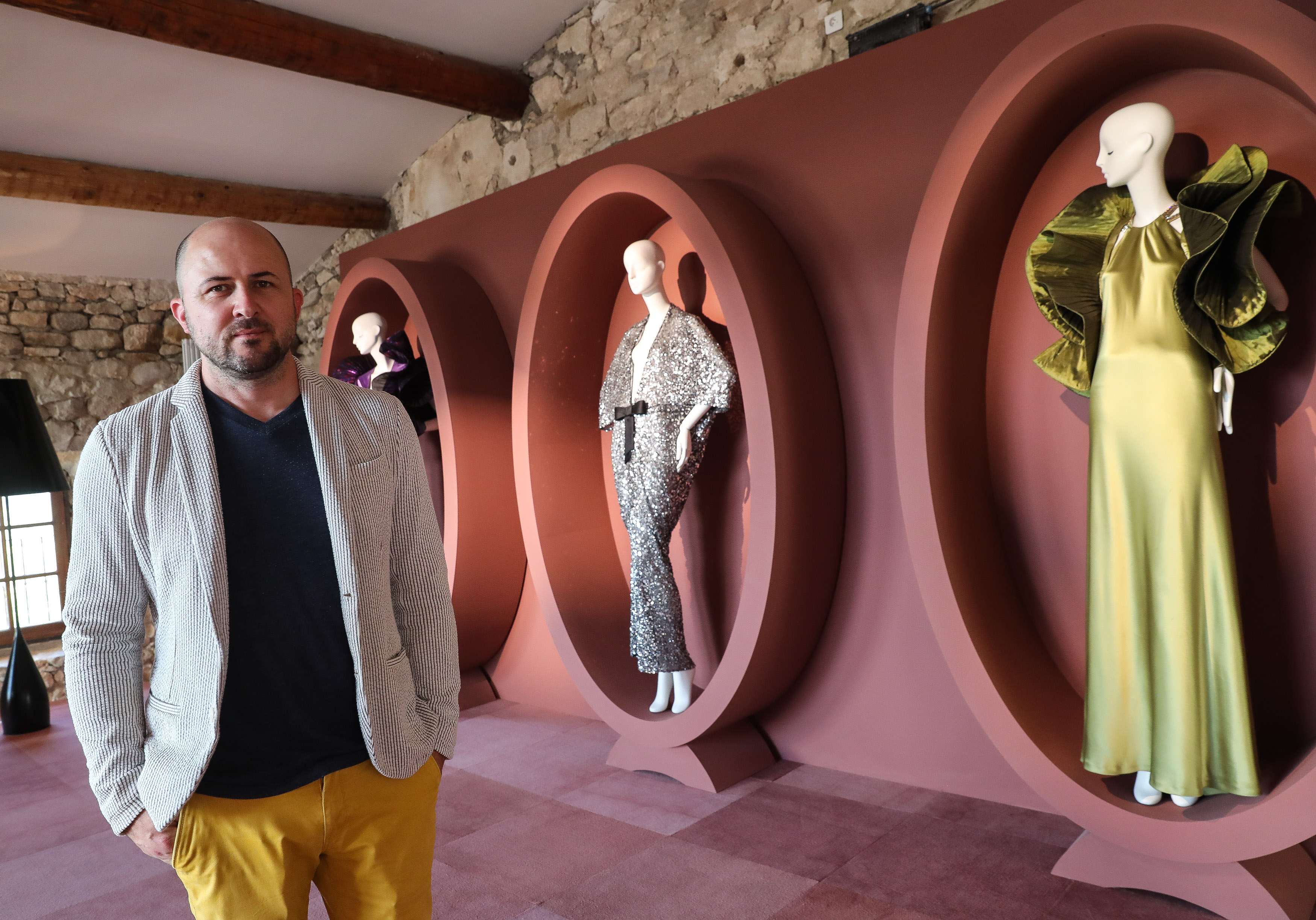 Lacoste un hommage rendu à Pierre Cardin par l