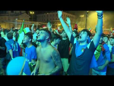 Euro 2020: Fans in Rome celebrate reaching final (2)