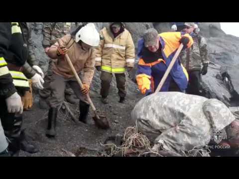 Russia: Rescue efforts underway at plane crash site