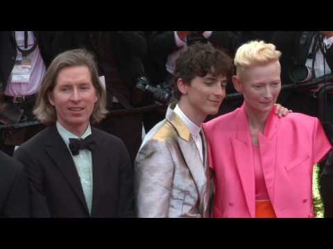 Cannes: Wes Anderson and cast on red carpet for "The French Dispatch"
