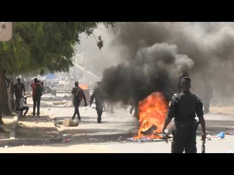 Senegal police, protesters scuffle as MPs debate anti-terror law