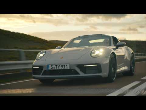 Porsche 911 Targa 4 GTS and 911 Carrera GTS Driving Video