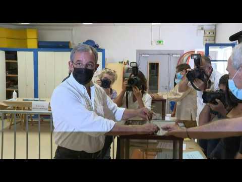 Regional: Thierry Mariani (RN) votes for the second round in Avignon